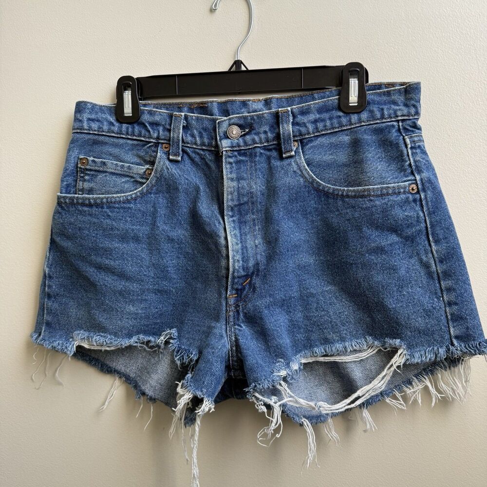 Levi's Jean Shorts Mens 32 505 Blue Distressed Cut Off Frayed Cotton Denim - Picture 2 of 4